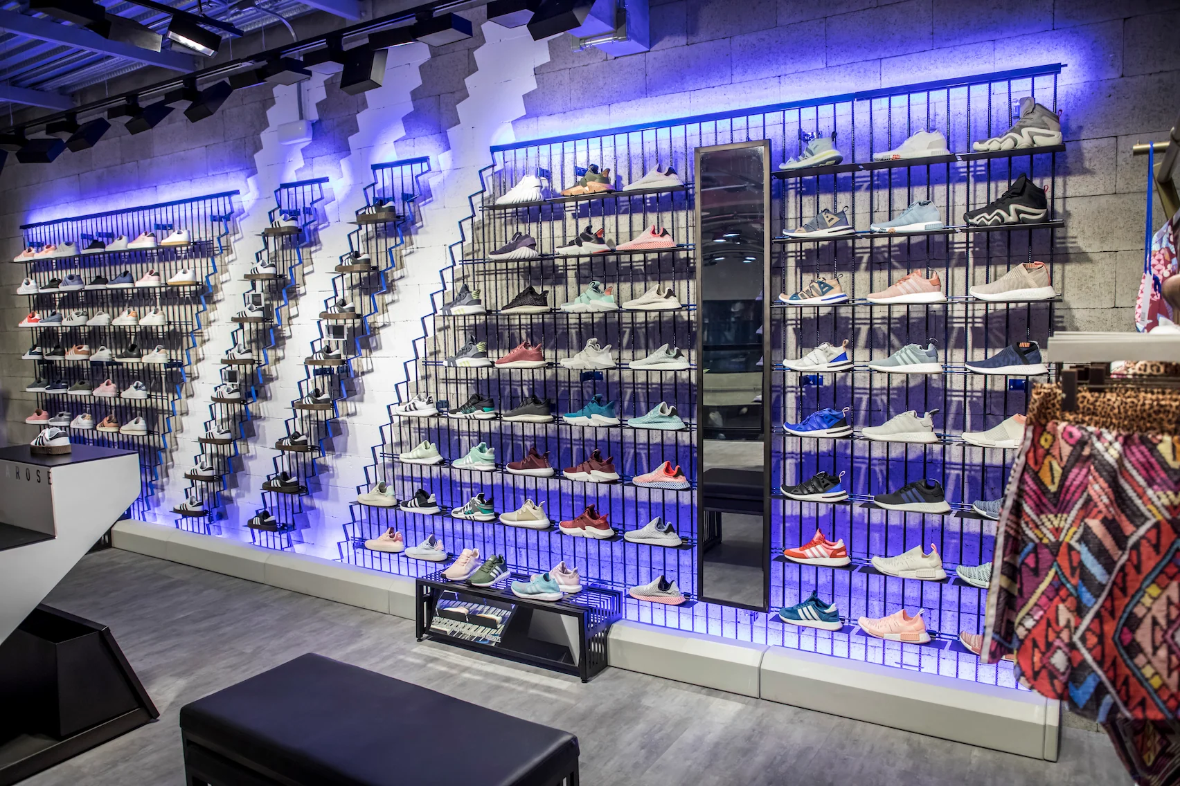 ADIDAS — imagen 6